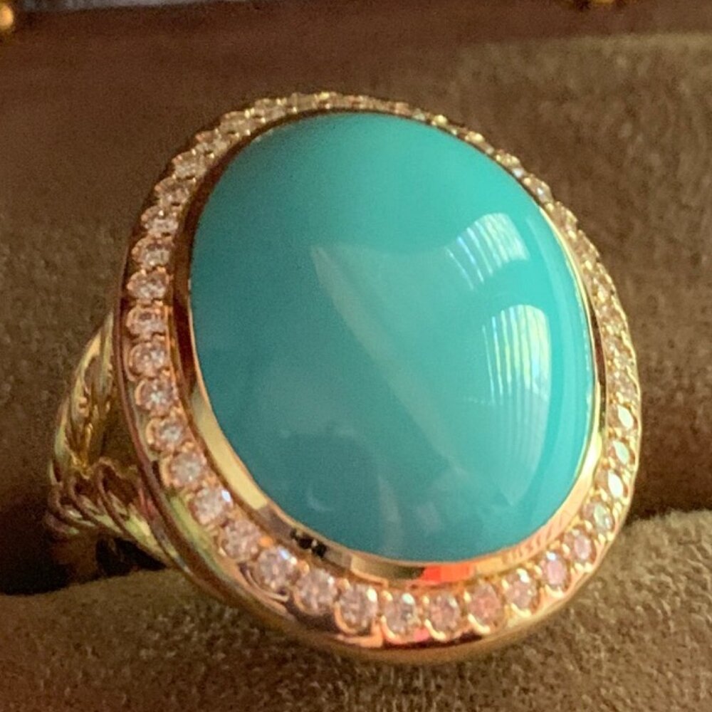 David YurmAlbion® Oval Ring in 18K Yellow Gold with Turquoise and Diamonds